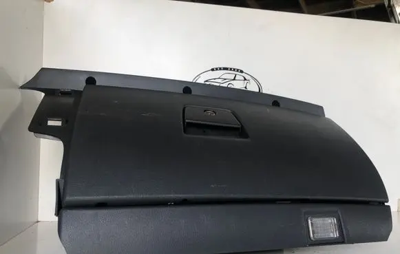 Volvo V50 Glove box 8626141 3865