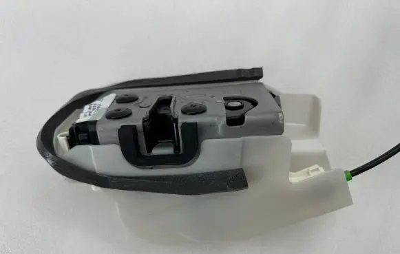 Tesla Model Y Front door lock 150067391B DQ523031A84063