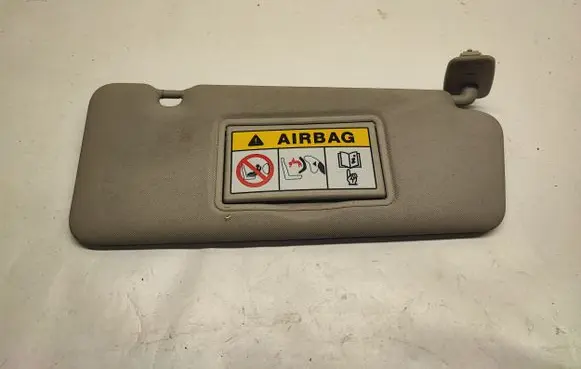 Renault Clio IV Sun visor