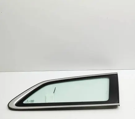Volvo S90, V90 Rear side window 32219281 43R00049