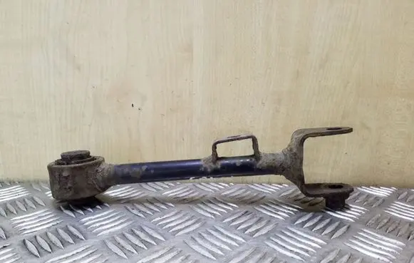 Honda CR-V Rear suspension control arm 