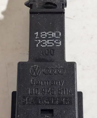 Volkswagen Golf IV Brake pedal sensor switch 1J0945511A 1380