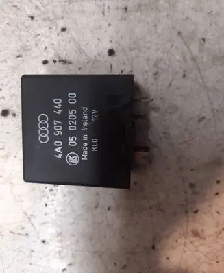 Audi A3 S3 8L Other relay 4A0907440 05020500