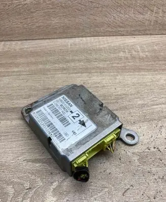 Nissan Primera Airbag control unit/module 0285001420 98820AV200