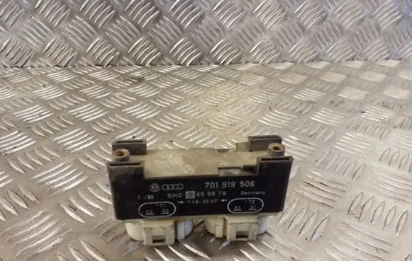 Volkswagen Transporter - Caravelle T4 Coolant fan relay 701919506 899978