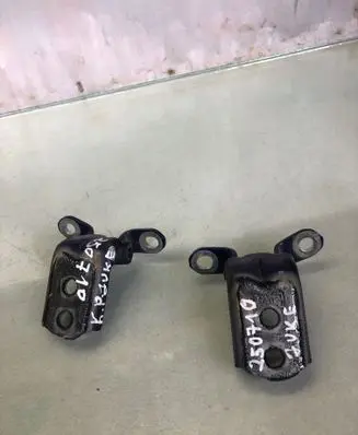 Nissan Juke II F16 Front door hinge set 