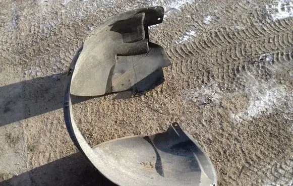 Volvo S80 Front wheel arch liner splash guards