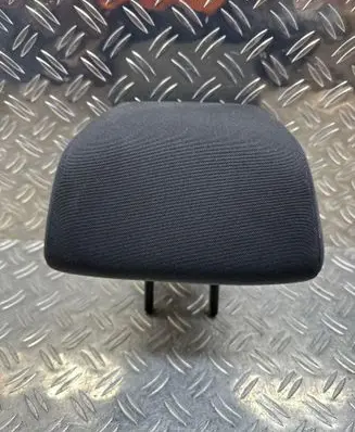 Peugeot 208 I Rear seat headrest 