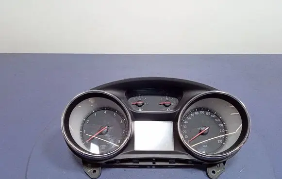 Opel Astra K Speedometer (instrument cluster) 39102851