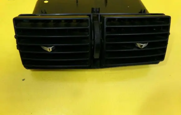 Peugeot 307 Dash center air vent grill 9634511177