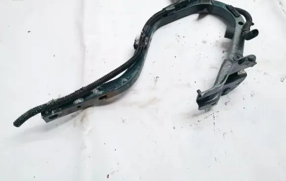Mazda 323 Tailgate/trunk/boot hinge
