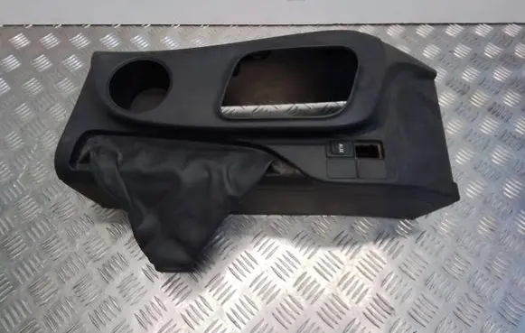 Toyota iQ Center console