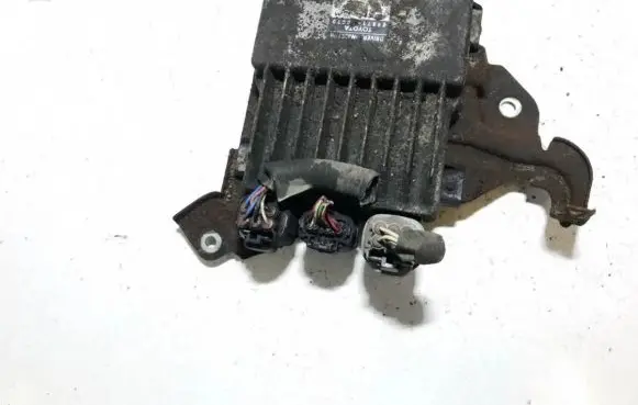 Toyota Avensis T250 Fuel injection control unit/module 8987120070 89871-20070