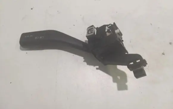 Skoda Octavia Mk2 (1Z) Indicator stalk 1K0953513