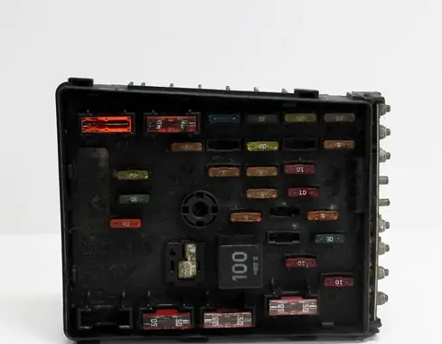 Volkswagen PASSAT B6 Fuse box set 3C0937125