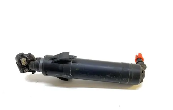 Volkswagen PASSAT B7 Headlight washer spray nozzle 3AA955103