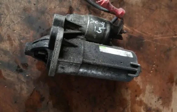 Renault Scenic III - Grand scenic III Starter motor 8200836473