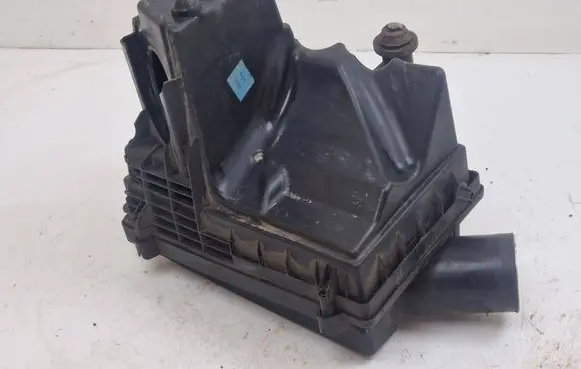 Land Rover Freelander 2 - LR2 Air filter box