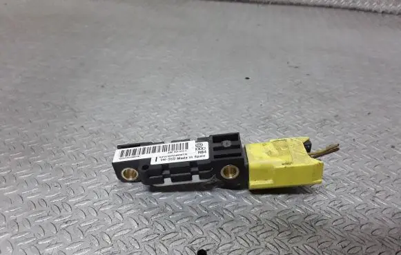 Volkswagen Phaeton Airbag deployment crash/impact sensor 4B0959643E