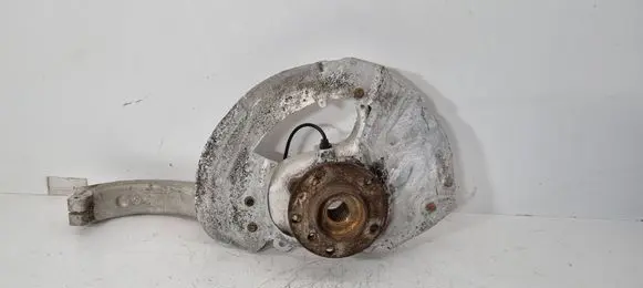 BMW X5 F15 Front wheel hub 6869870 6857978 31216869870