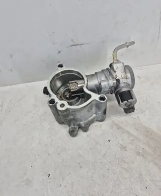 Volvo XC40 Fuel injection high pressure pump 32140068 31480558