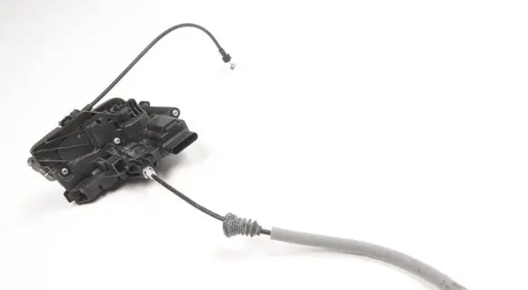 Volvo XC60 Front door lock 31440998