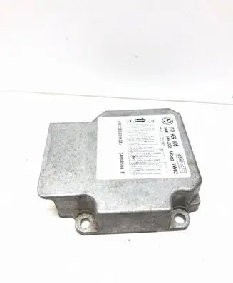 Volkswagen Touran I Airbag control unit/module 1T0909605 05H21S12 5WK43150