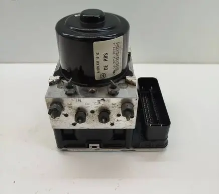 Mercedes-Benz E W212 ABS Pump A0009019800