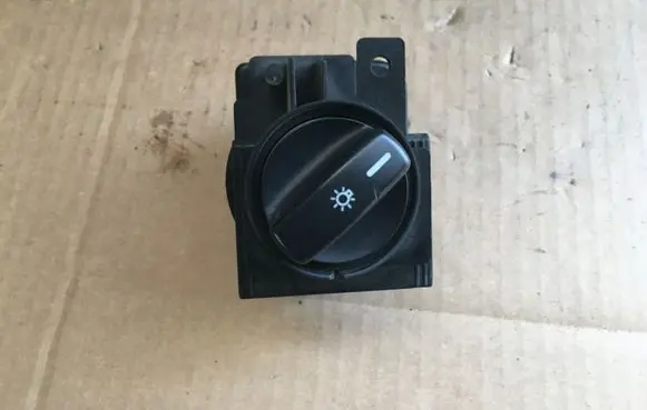 Mercedes-Benz A W169 Light switch 1695452204