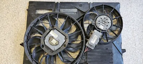 Volkswagen Touareg I Electric radiator cooling fan 0130706809 0130303292 1137328163