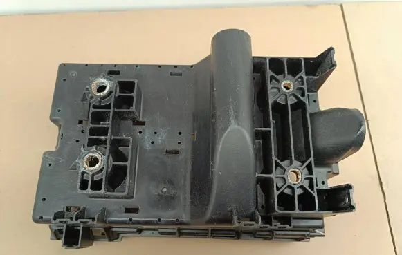 Chrysler Pacifica Fuse module 68239267AC 63513678 REV001