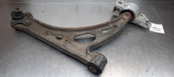 Volkswagen Touran I Front control arm