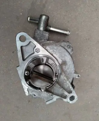 Mitsubishi ASX Vacuum pump 4N13