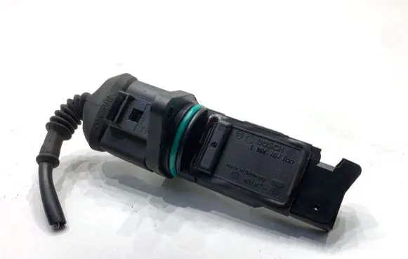 Audi A4 S4 B6 8E 8H Mass air flow meter F00C2G2055