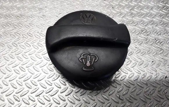 Volkswagen PASSAT B5 Coolant expansion tank/reservoir cap 