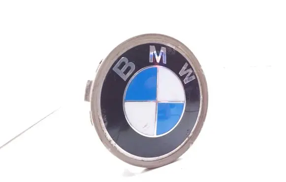 BMW 3 E90 E91 R12 wheel hub/cap/trim 6768640