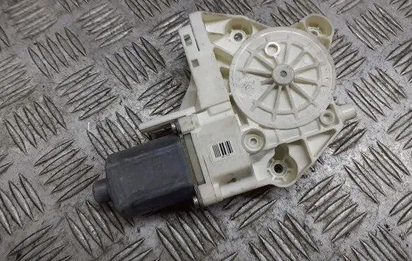 Ford Focus Vent window/glass motor 4M5T-14A553