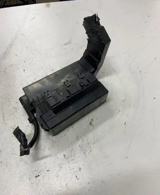 Nissan Primera Fuse box set 24382AV715 71547003