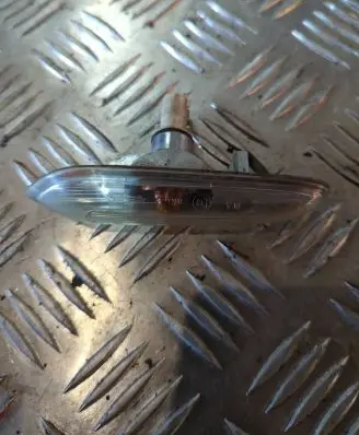 BMW 5 E60 E61 Front fender indicator light 7165742
