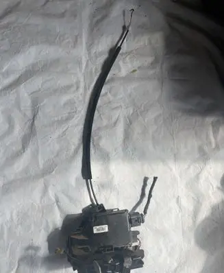 Audi A6 S6 C5 4B Rear door lock PA6630GGF 4B0839016G