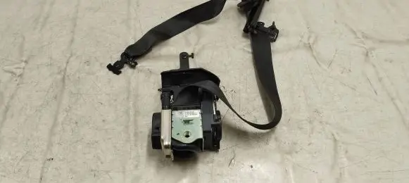 Volvo XC90 Front seatbelt 39844548