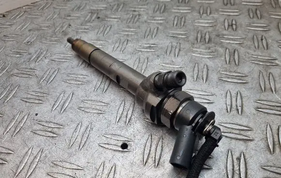 Mini One - Cooper Coupe R56 Fuel injector 8506902 0445110401