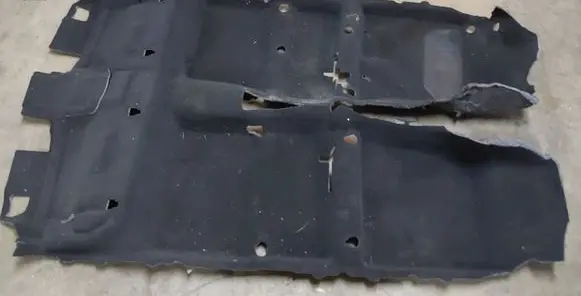 Toyota Avensis T250 Interior carpet 5851005260