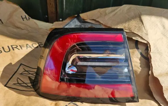 Tesla Model 3 Rear/tail lights set 1502086