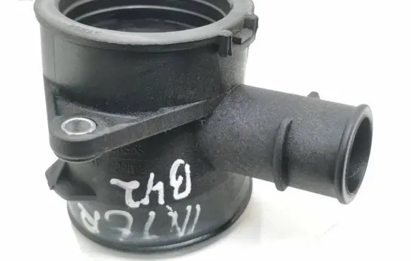 Volvo V40 Intercooler hose/pipe Av616c784ae