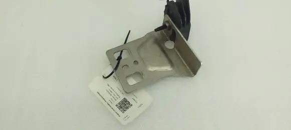 Citroen C3 Front bumper mounting bracket 9804370980