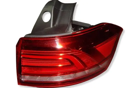 Volkswagen PASSAT B8 Rear/tail lights 3G9945096D