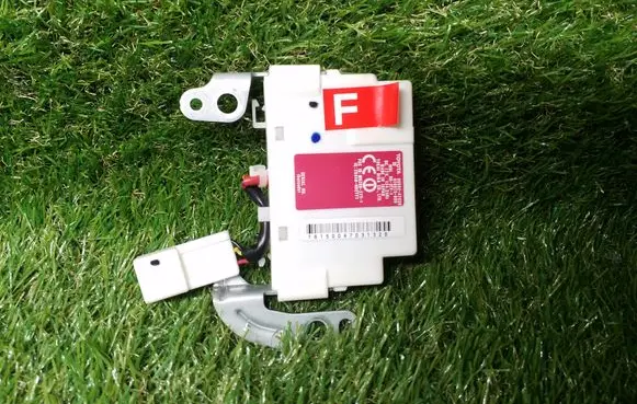 Toyota Prius (XW20) Other control units/modules 8999247030