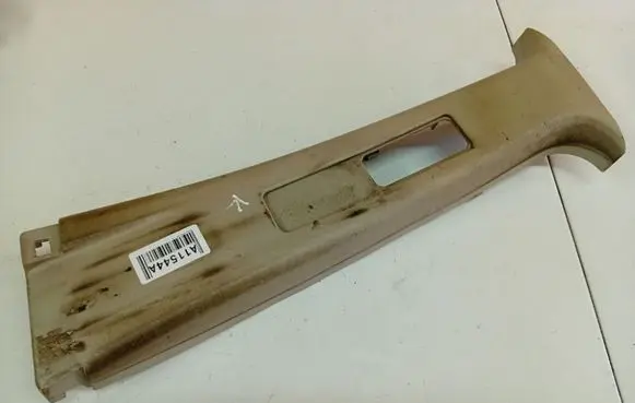 Nissan Note (E11) (B) pillar trim (top) 769859U000
