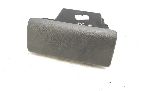 Car ashtray